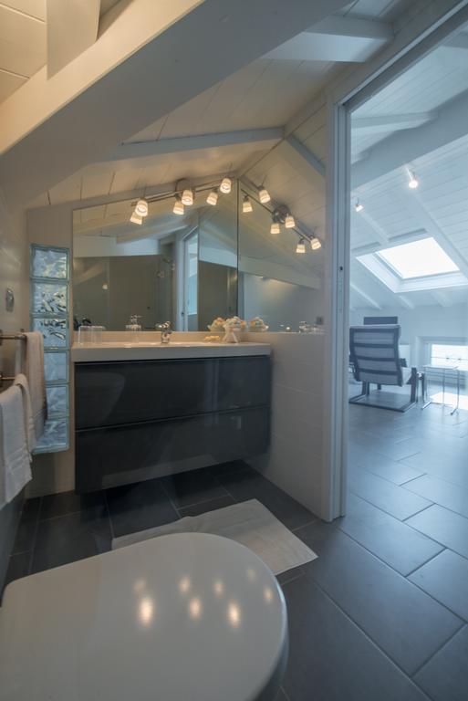 Il Pontile Apartment Беладжо Екстериор снимка